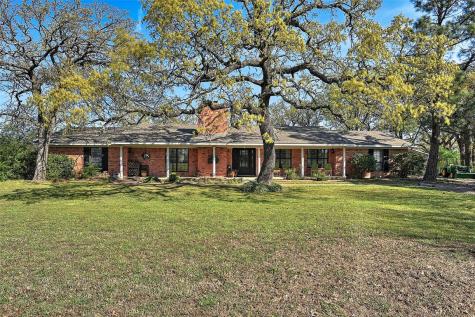 1217 Highway 82 W Whitesboro TX 76273