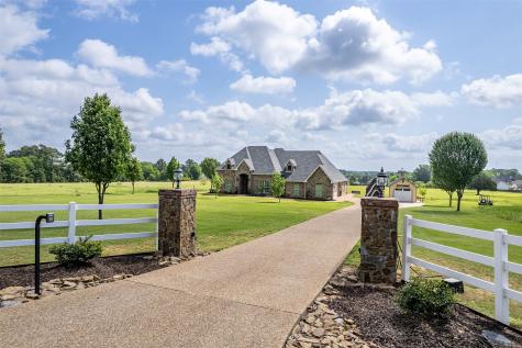 17555 County Road 1108 Flint TX 75762