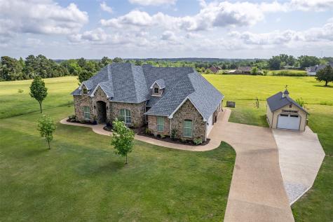 17555 County Road 1108 Flint TX 75762