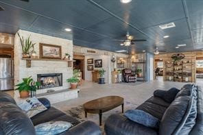 1100 Vz County Road 3419 Wills Point TX 75169