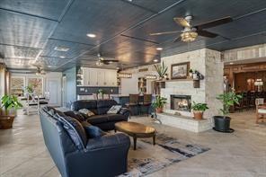 1100 Vz County Road 3419 Wills Point TX 75169