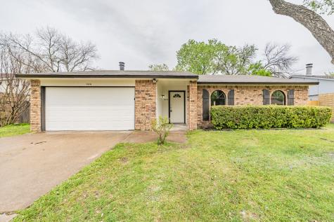 1414 California Trail Grand Prairie TX 75052