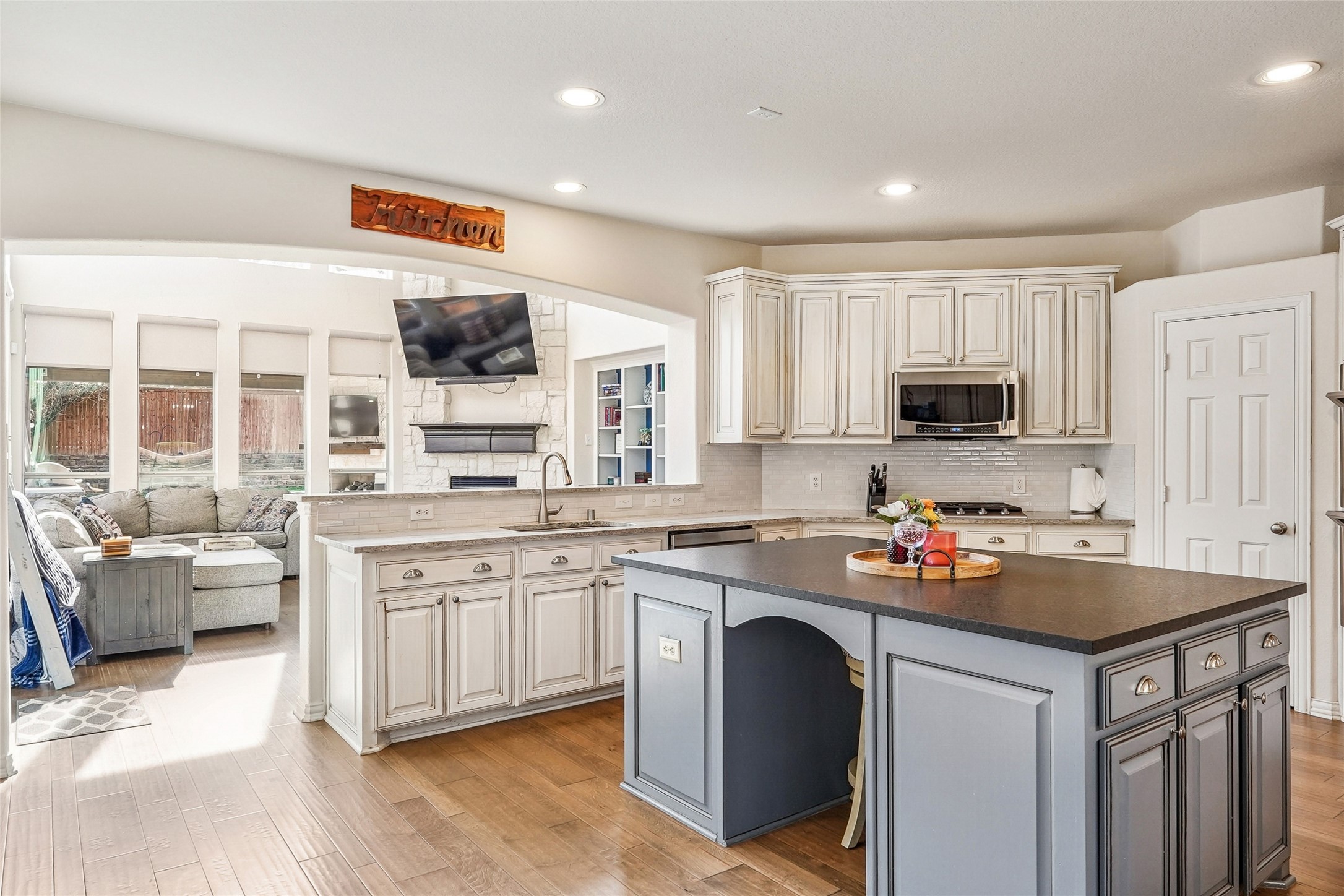 9008 Thompson Drive Argyle TX 76226