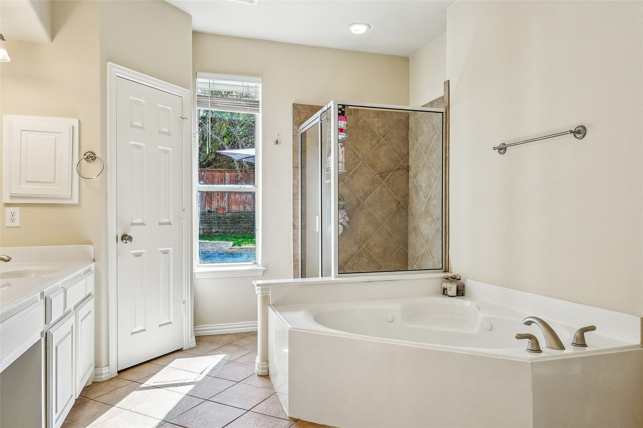 9008 Thompson Drive Argyle TX 76226