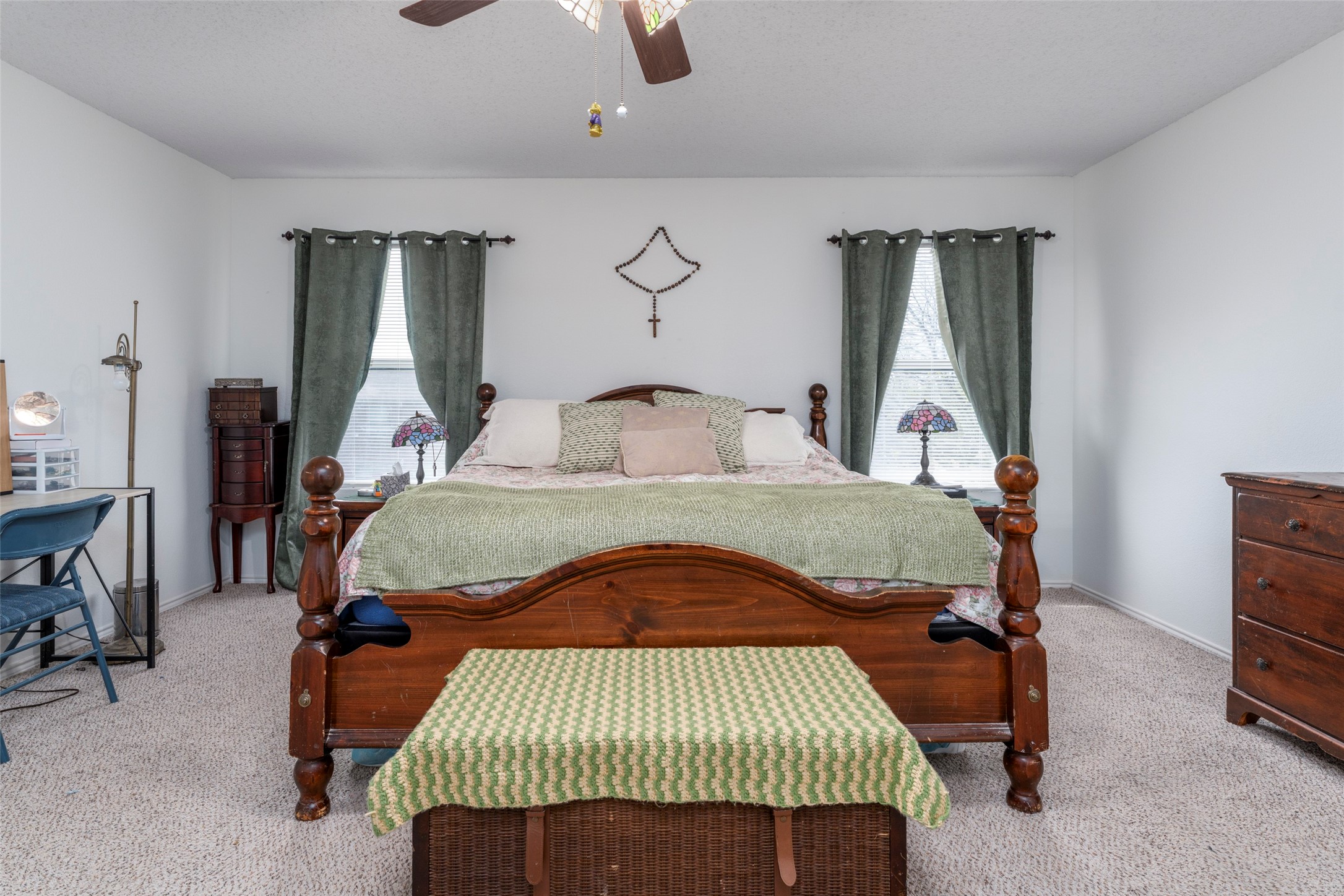 4333 Meadowknoll Drive Fort Worth TX 76123