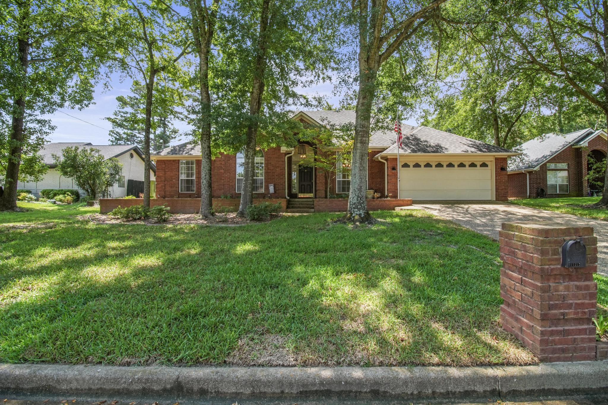 11213 Chasewood Drive Tyler TX 75703