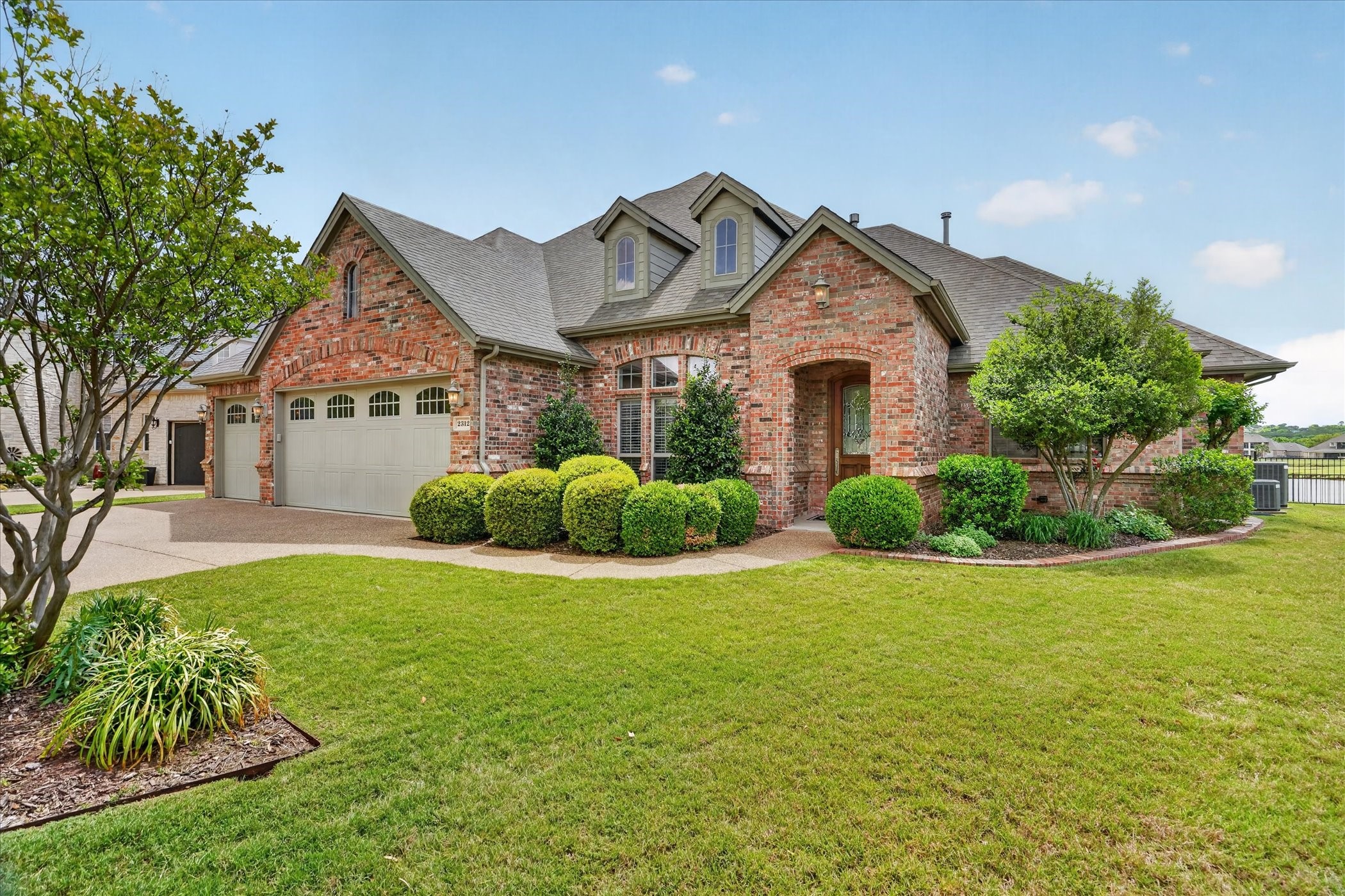 2312 Marseilles Court Granbury TX 76048