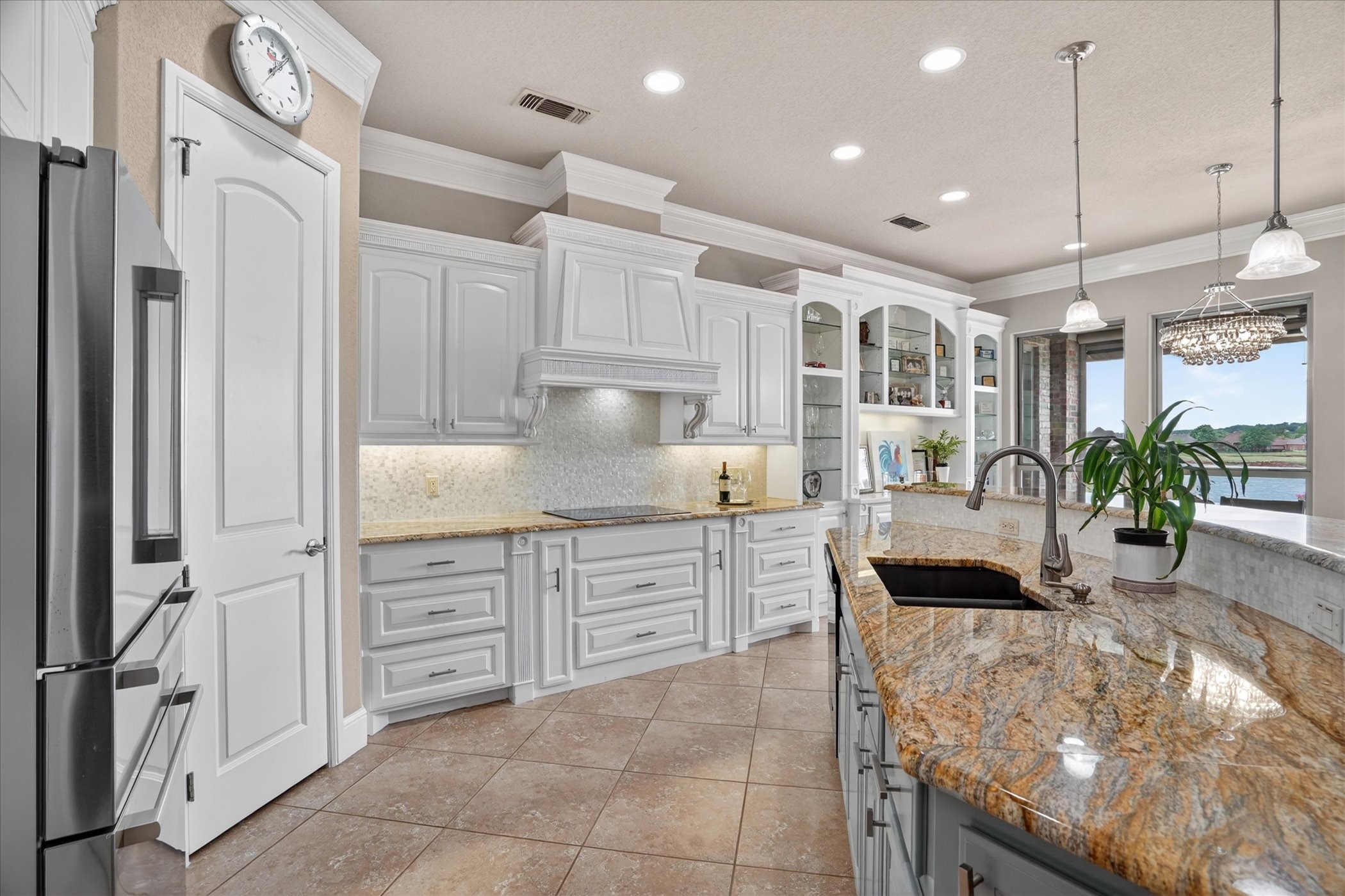2312 Marseilles Court Granbury TX 76048