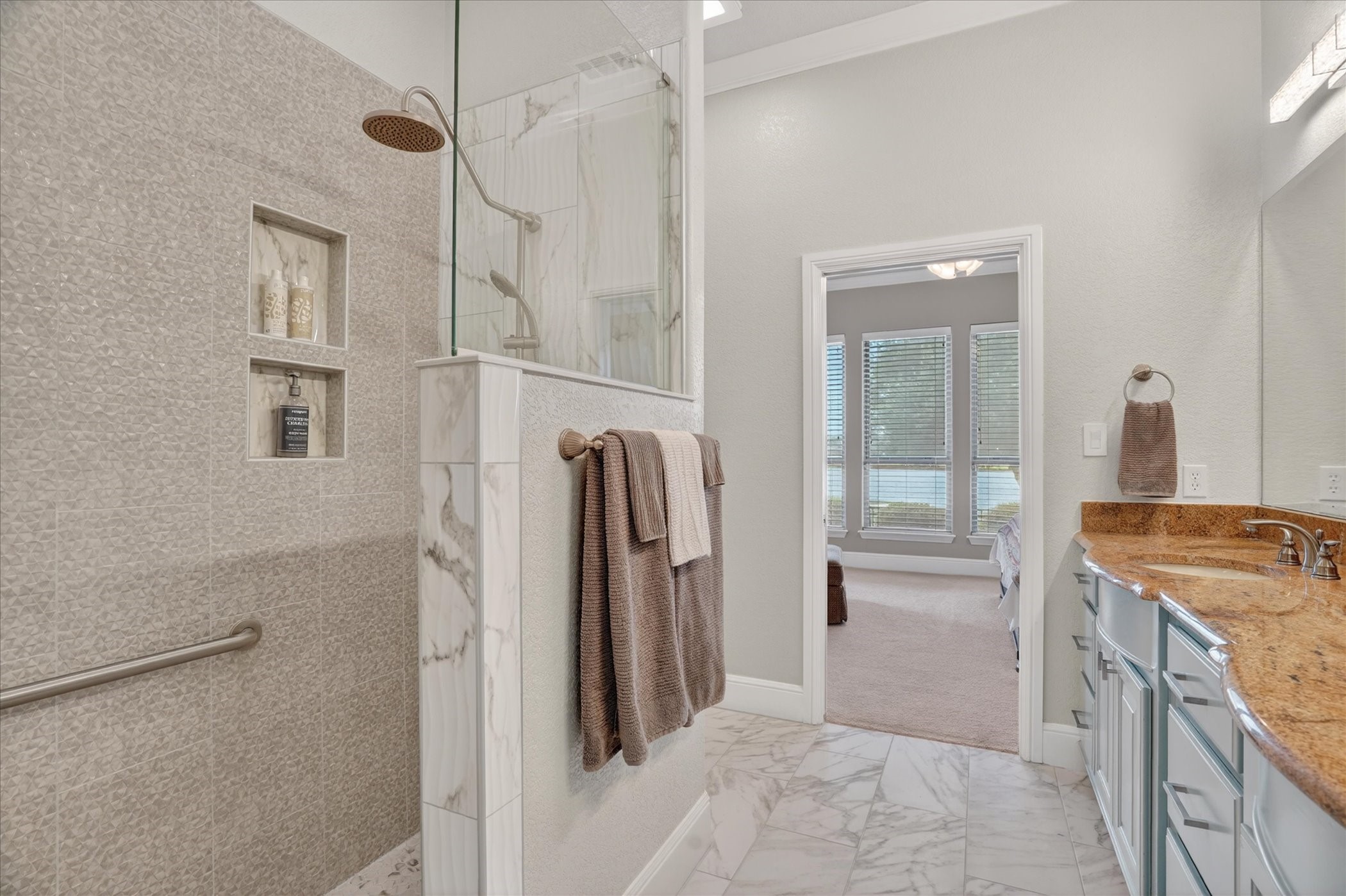 2312 Marseilles Court Granbury TX 76048