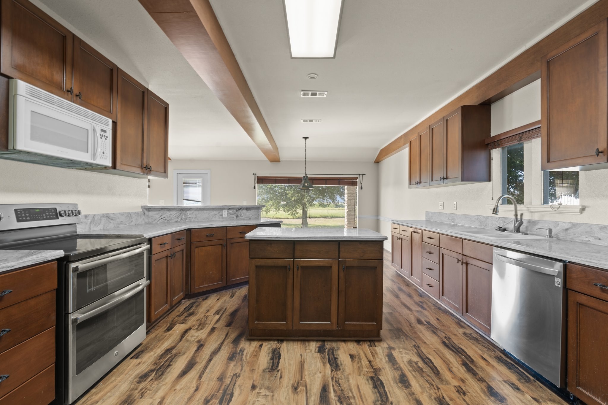 318 Hcr 4247 Hillsboro TX 76645