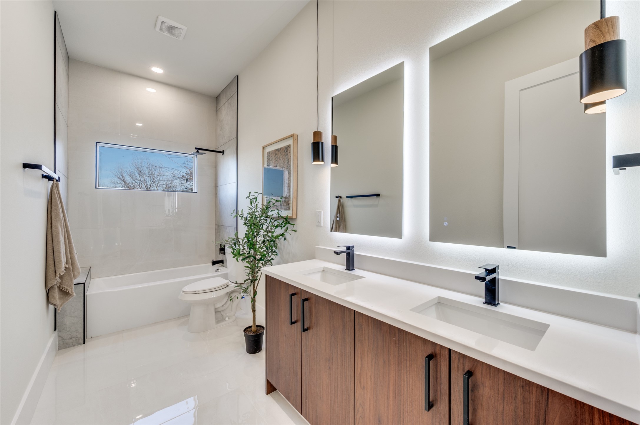 1836 Pueblo Street Dallas TX 75212
