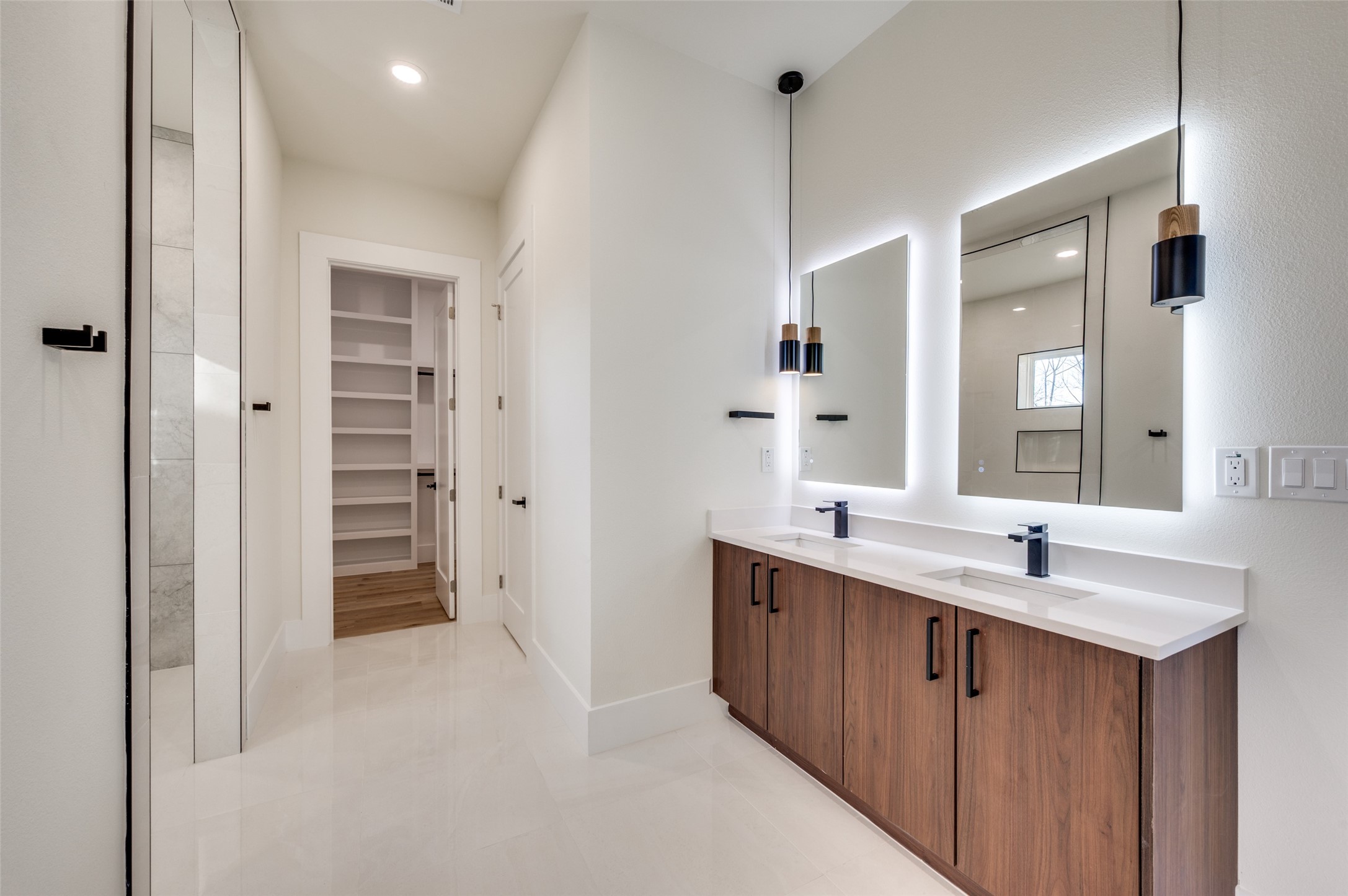 1836 Pueblo Street Dallas TX 75212