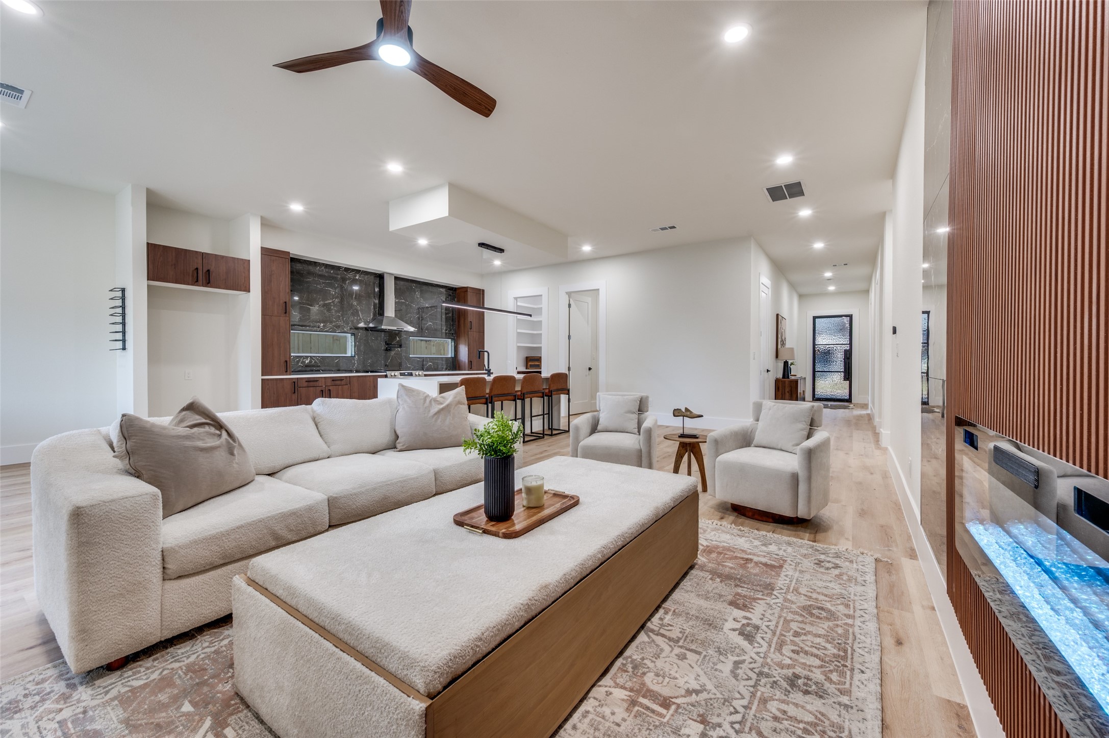 1836 Pueblo Street Dallas TX 75212