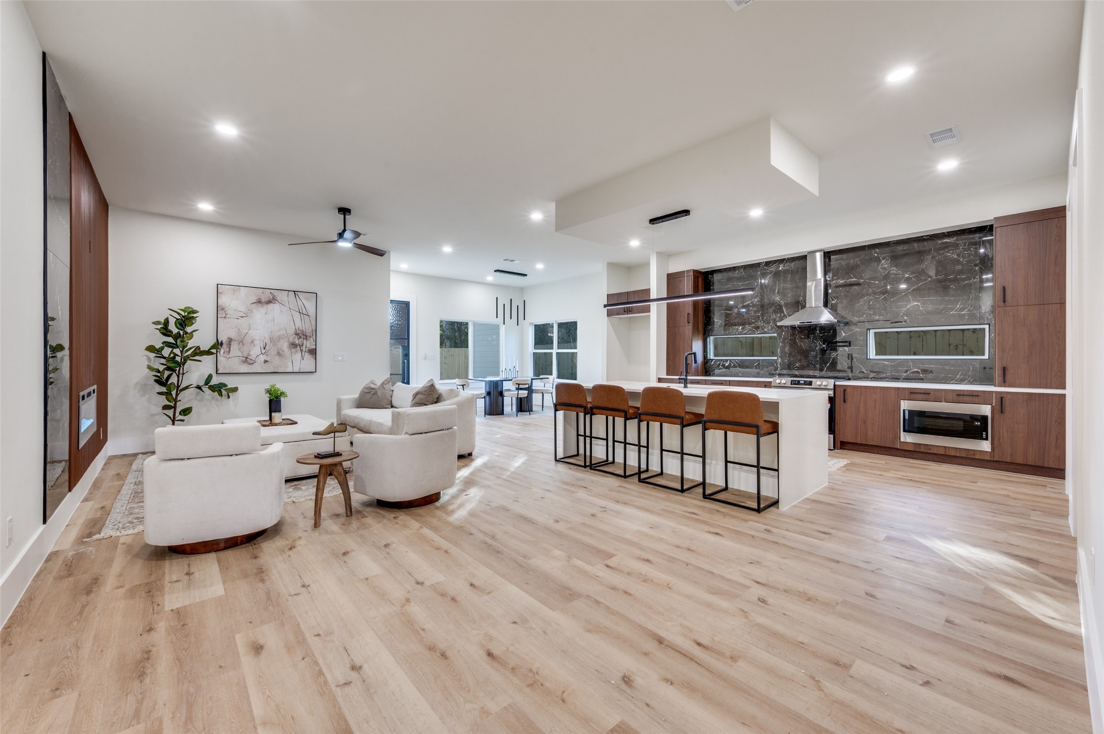 1836 Pueblo Street Dallas TX 75212
