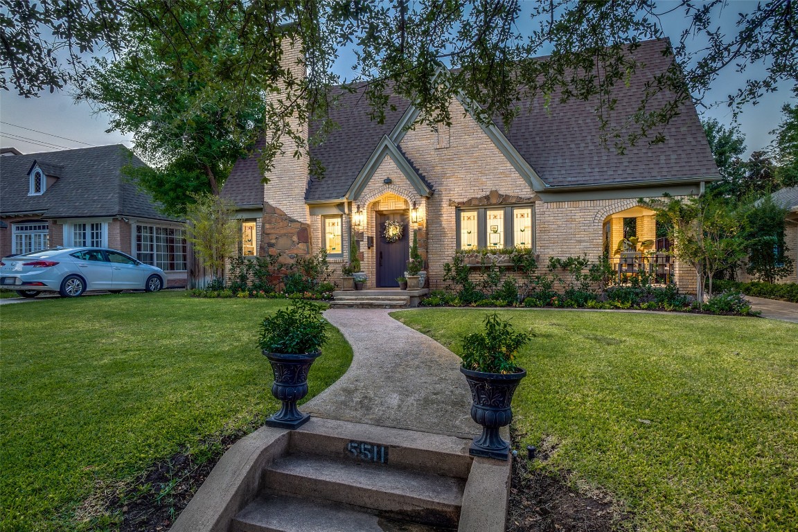5511 Mercedes Avenue Dallas TX 75206