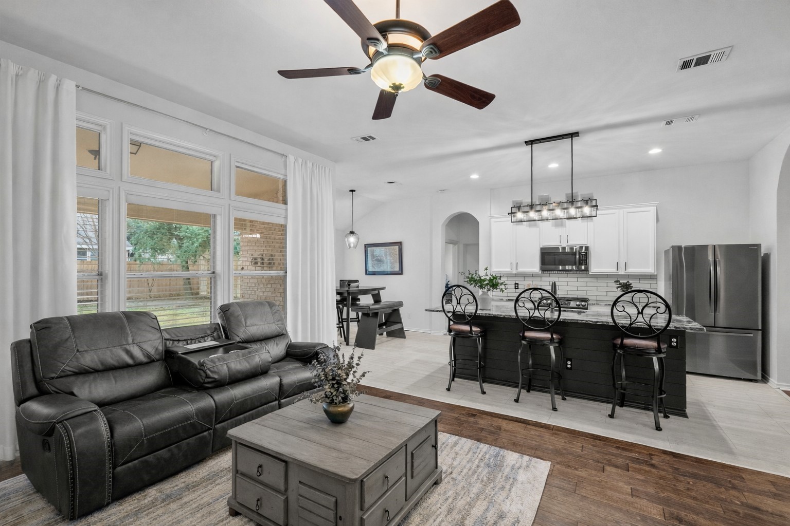 1011 Diane Street Aubrey TX 76227