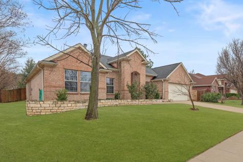 1011 Diane Street Aubrey TX 76227