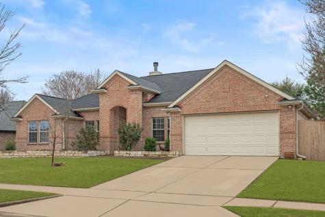 1011 Diane Street Aubrey TX 76227