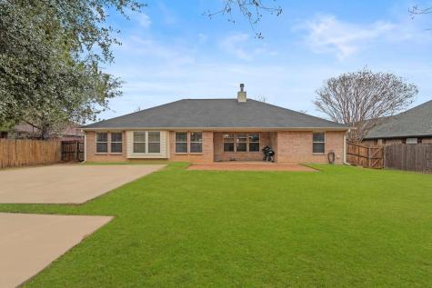 1011 Diane Street Aubrey TX 76227