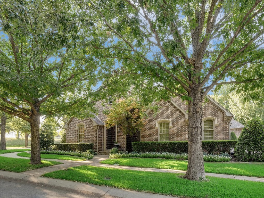 100 Muir Lane Colleyville TX 76034