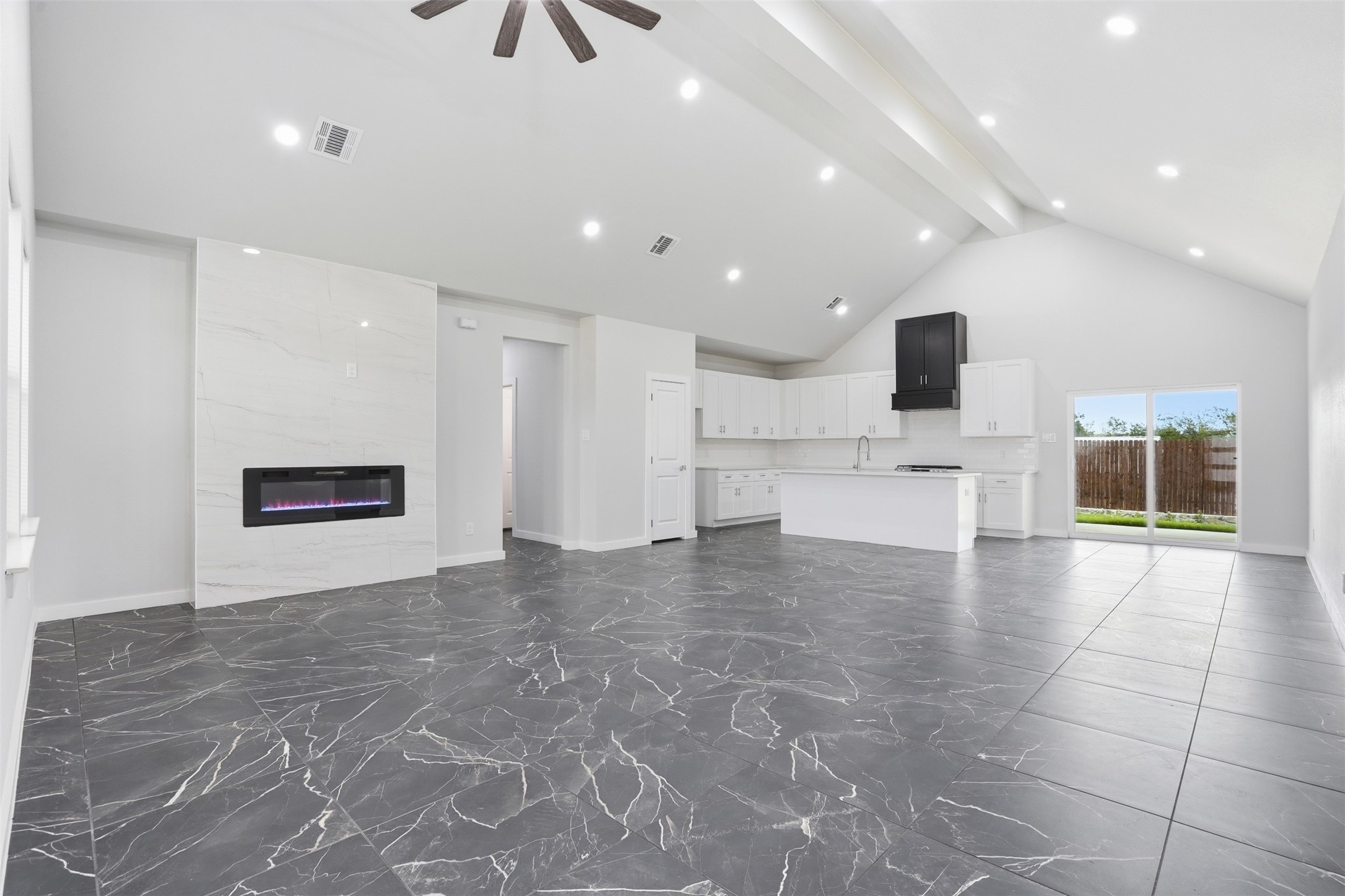 544 Highview Court Godley TX 76044