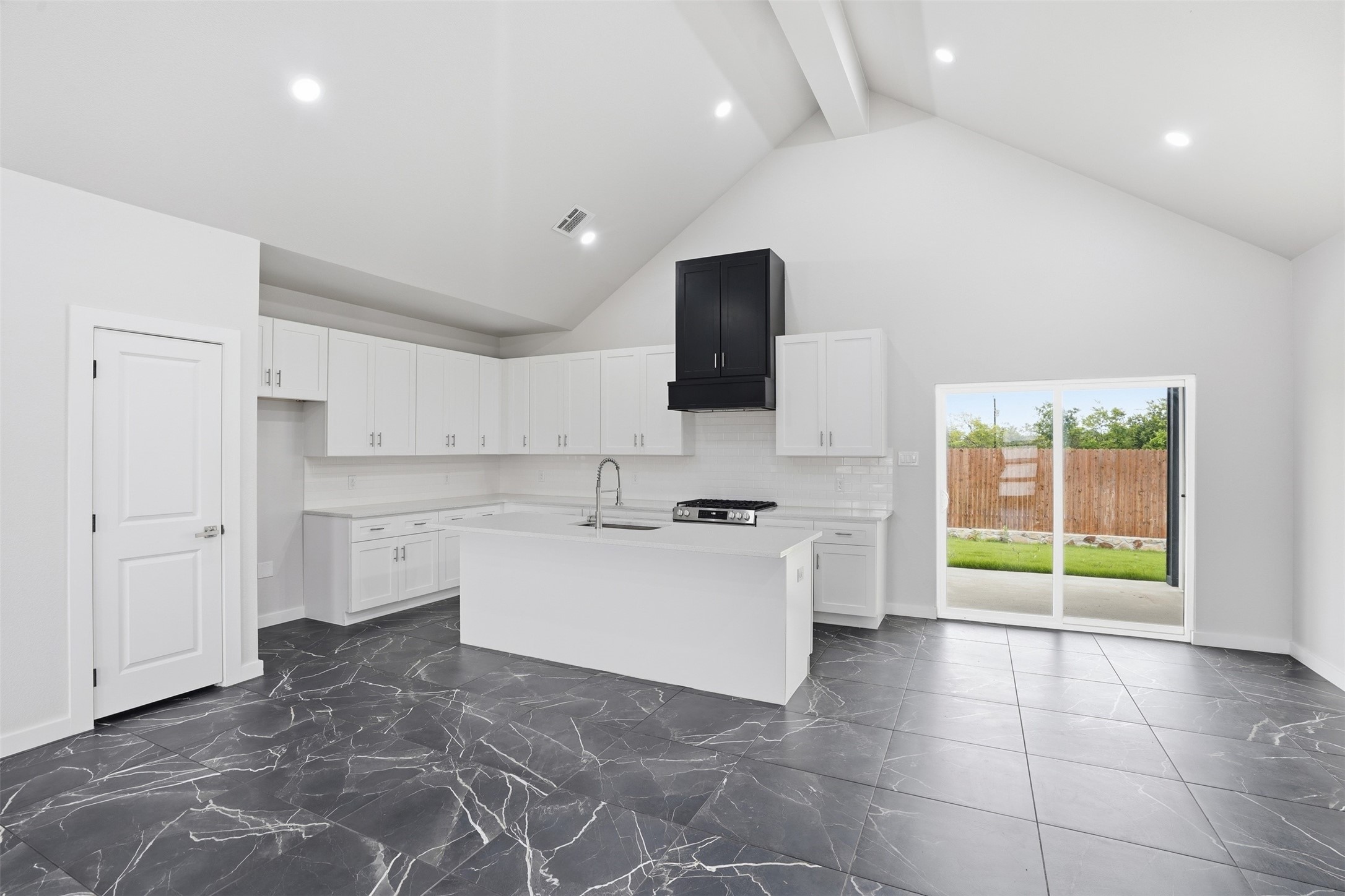 544 Highview Court Godley TX 76044