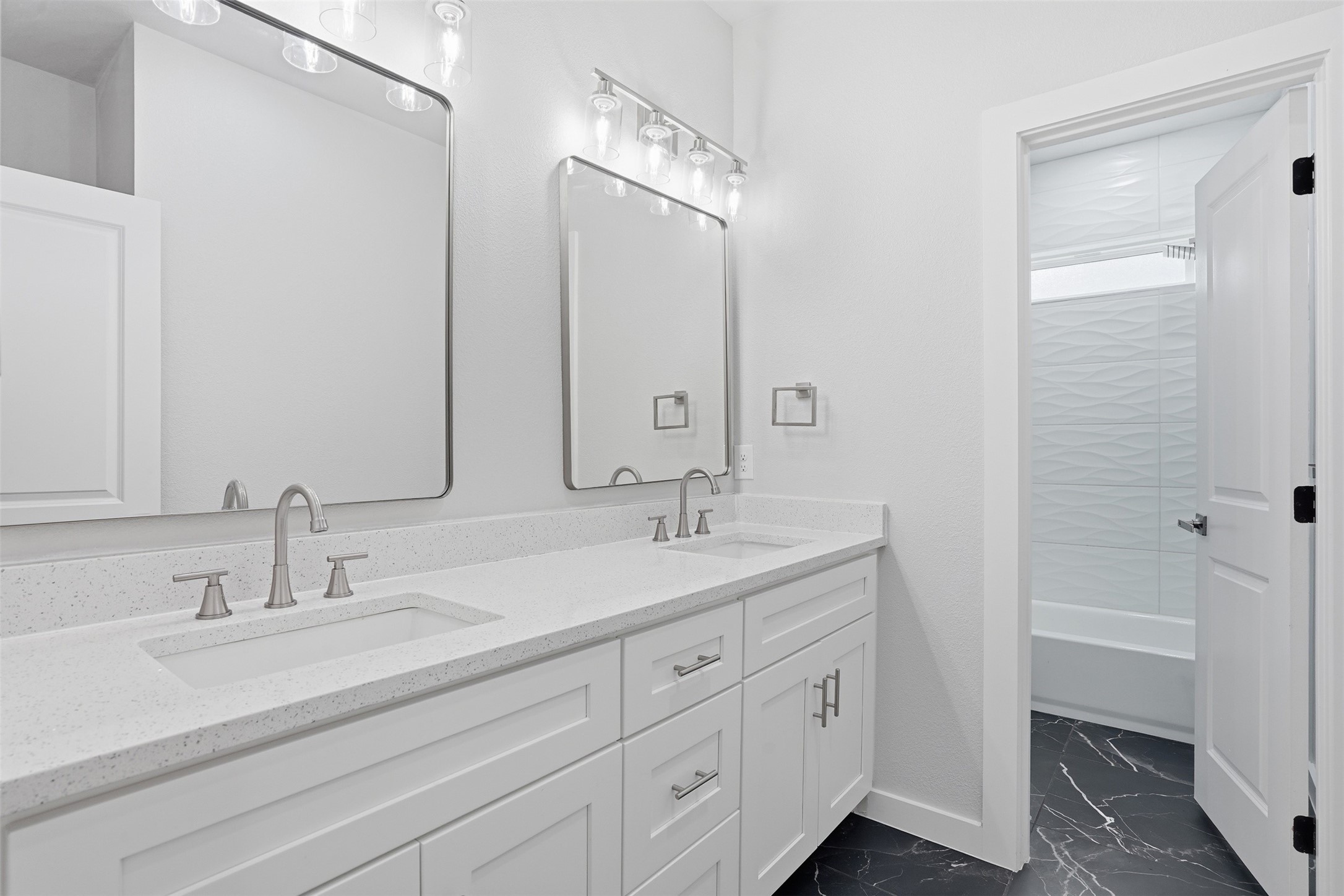 544 Highview Court Godley TX 76044