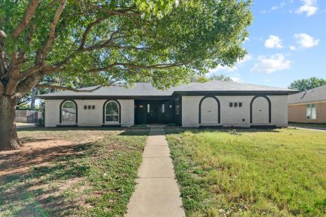4412 Diamond Loch N North Richland Hills TX 76180