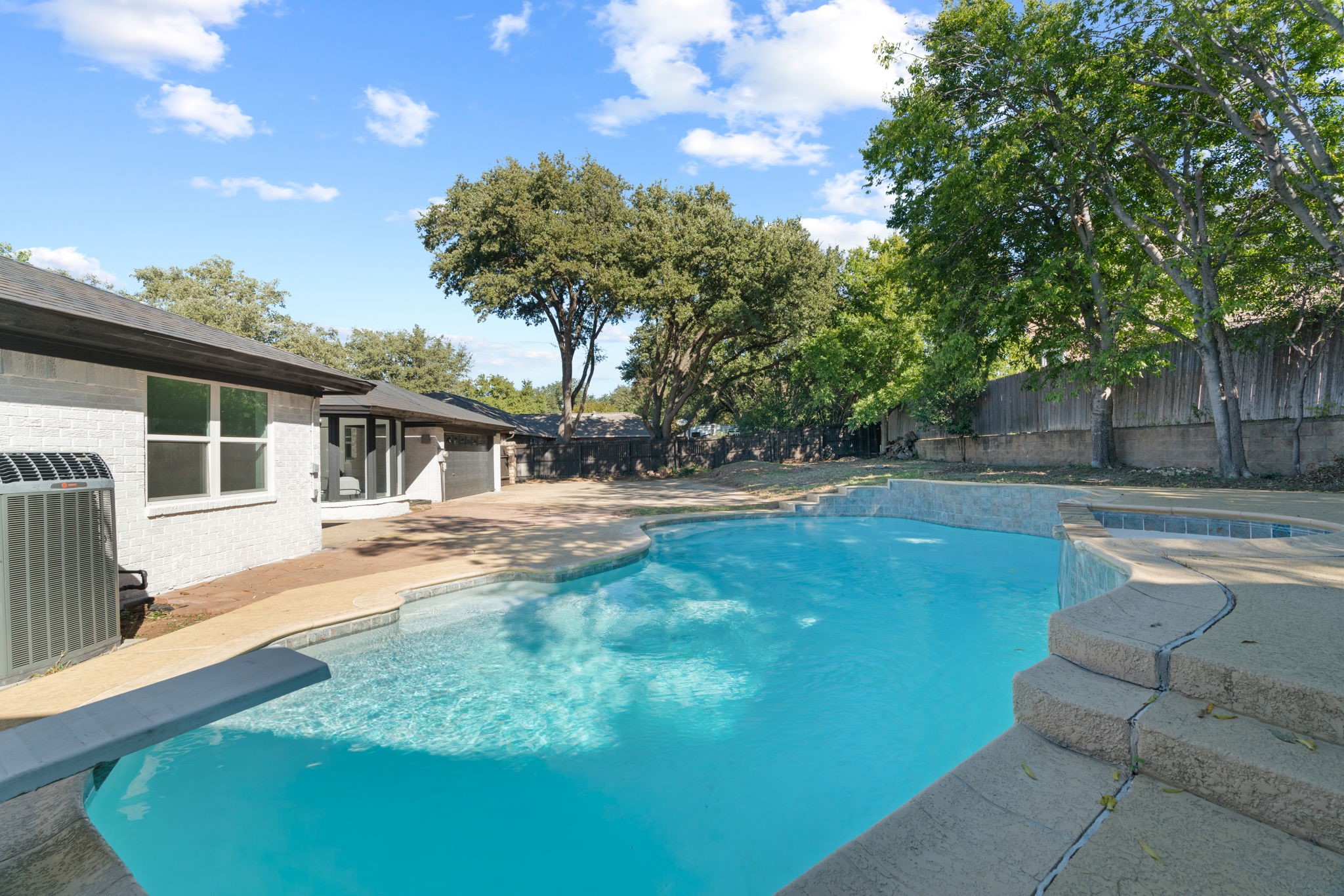 4412 Diamond Loch N North Richland Hills TX 76180