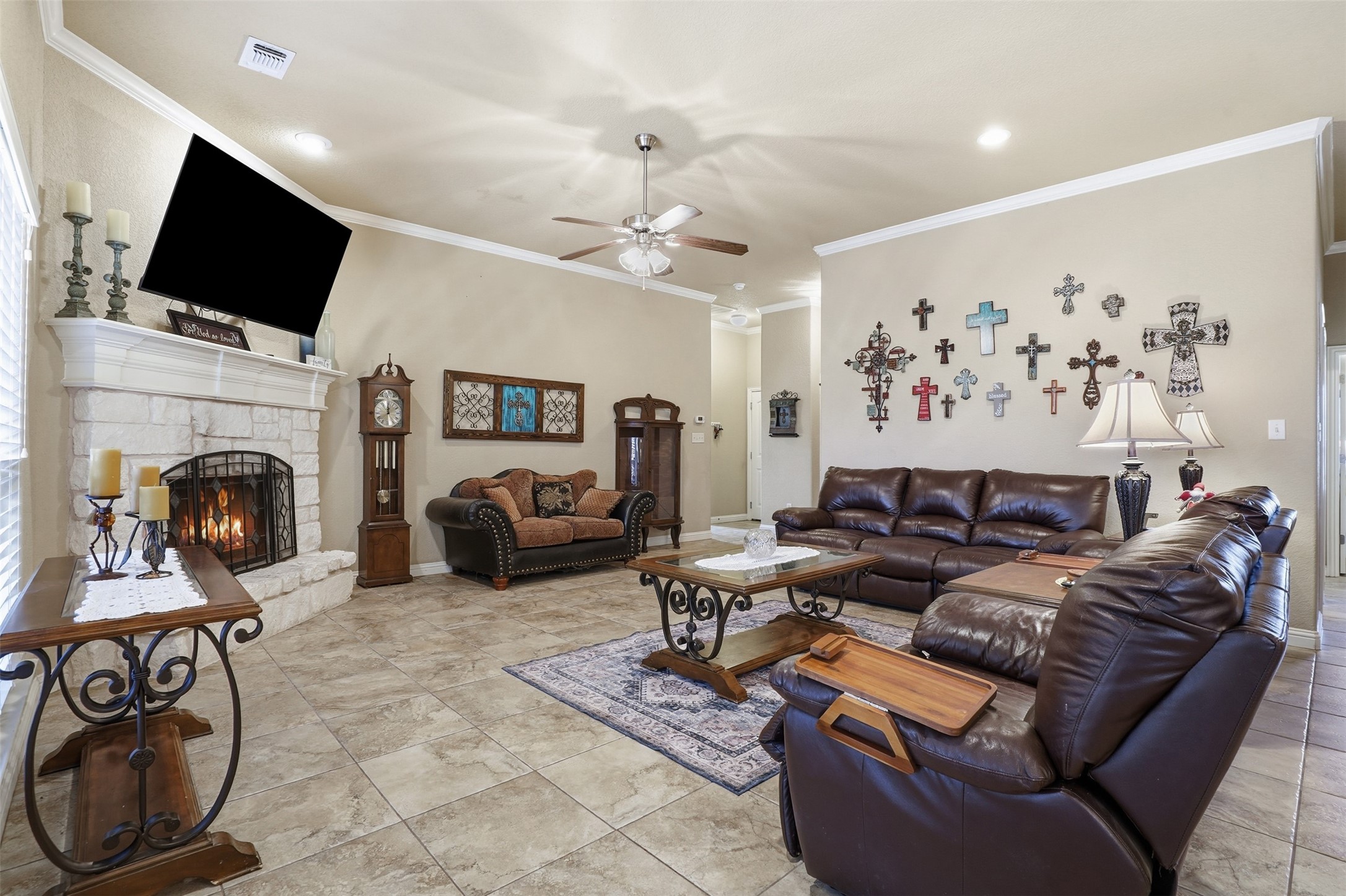 306 Donna Circle Granbury TX 76049