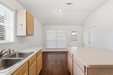 2833 Hidden Springs Drive Mesquite TX 75181