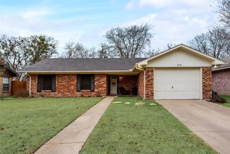 203 Briar Creek Drive Crandall TX 75114