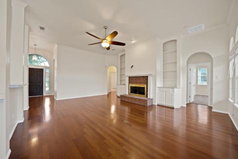 813 Yosemite Trail Mesquite TX 75149