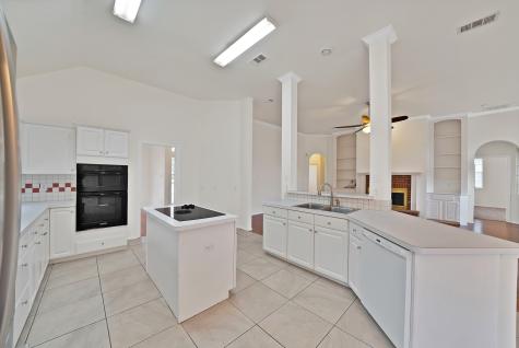 813 Yosemite Trail Mesquite TX 75149