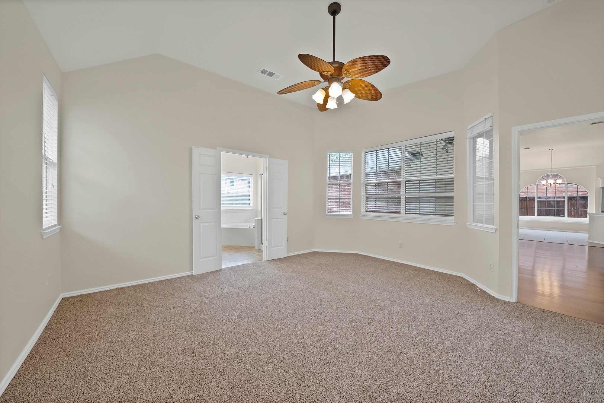 813 Yosemite Trail Mesquite TX 75149