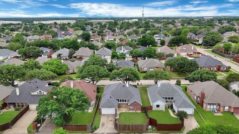 813 Yosemite Trail Mesquite TX 75149