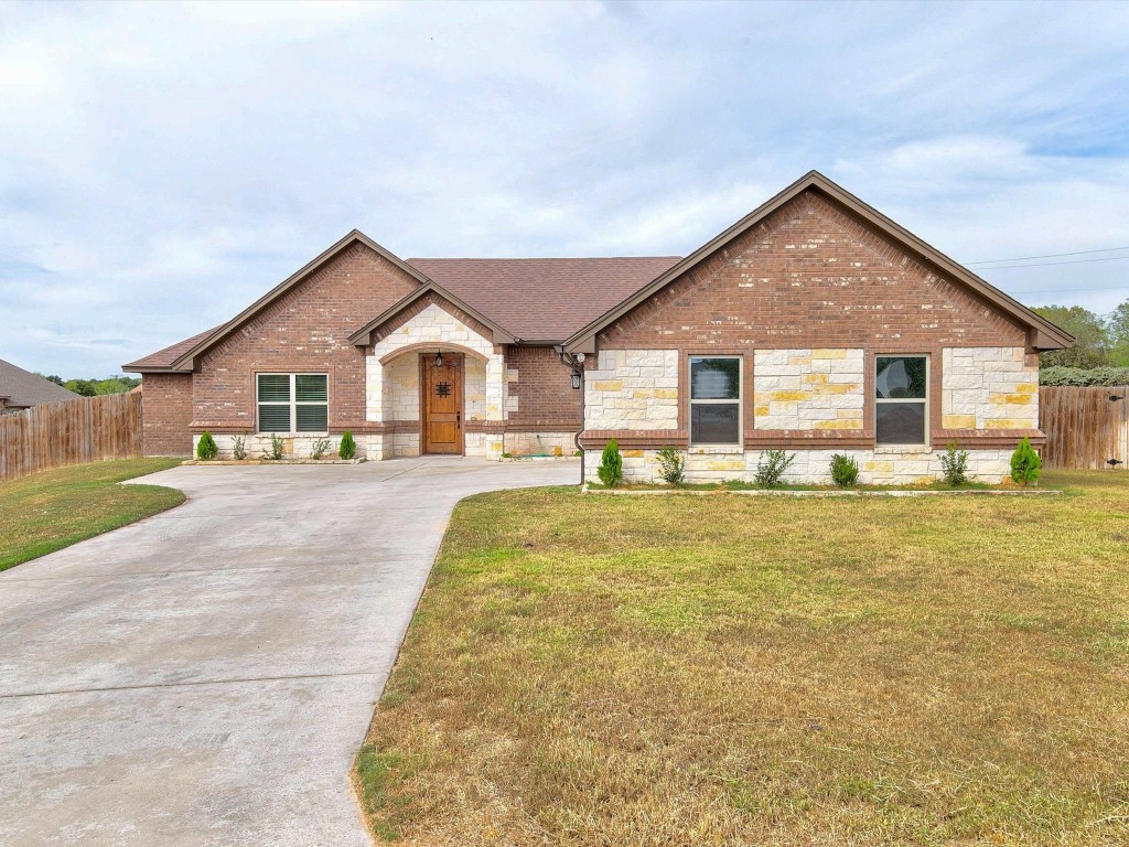 6504 Arcola Court Granbury TX 76049