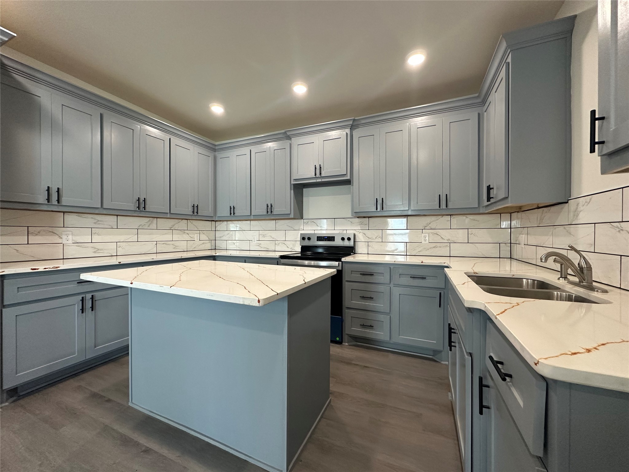 907 Davis Street S Sulphur Springs TX 75482
