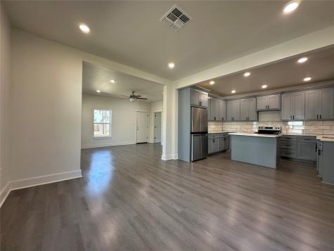 907 Davis Street S Sulphur Springs TX 75482