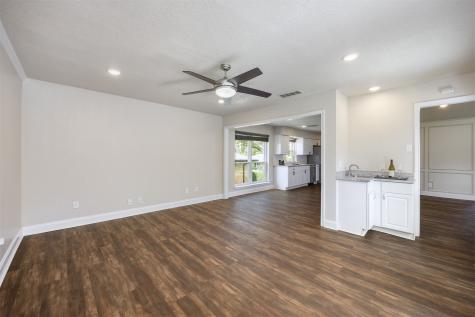 1614 Chesterfield Drive Carrollton TX 75007