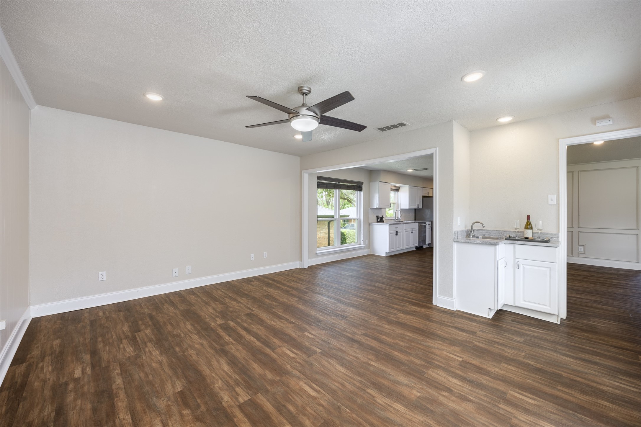 1614 Chesterfield Drive Carrollton TX 75007