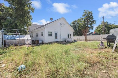 1516 S Colorado Street Coleman TX 76834