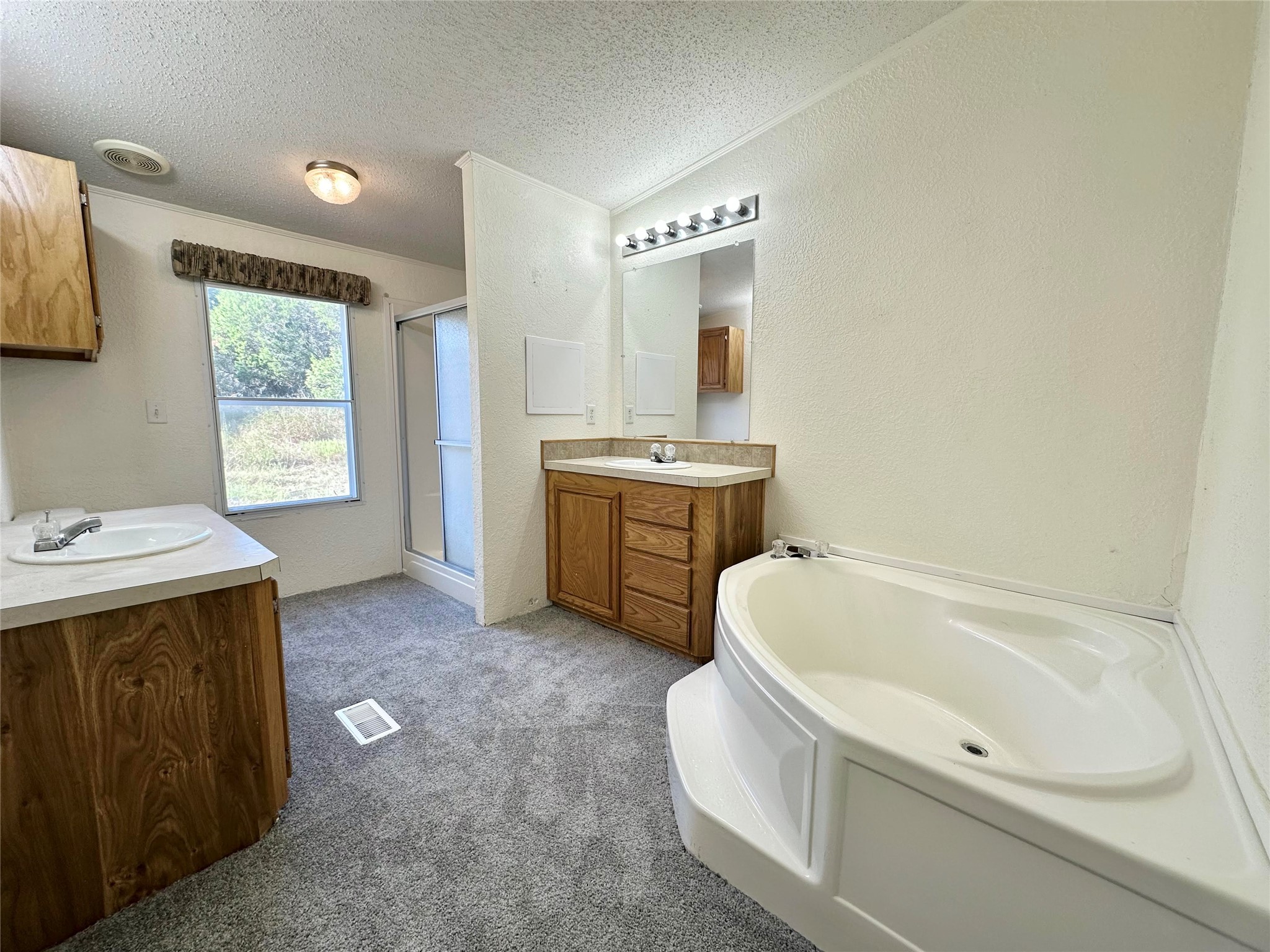 912 Partridge Court Granbury TX 76049