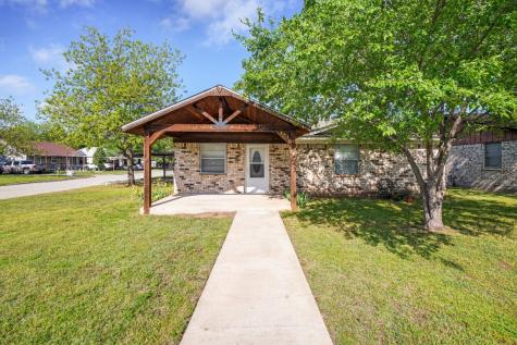 1908 SE 11th Avenue Mineral Wells TX 76067