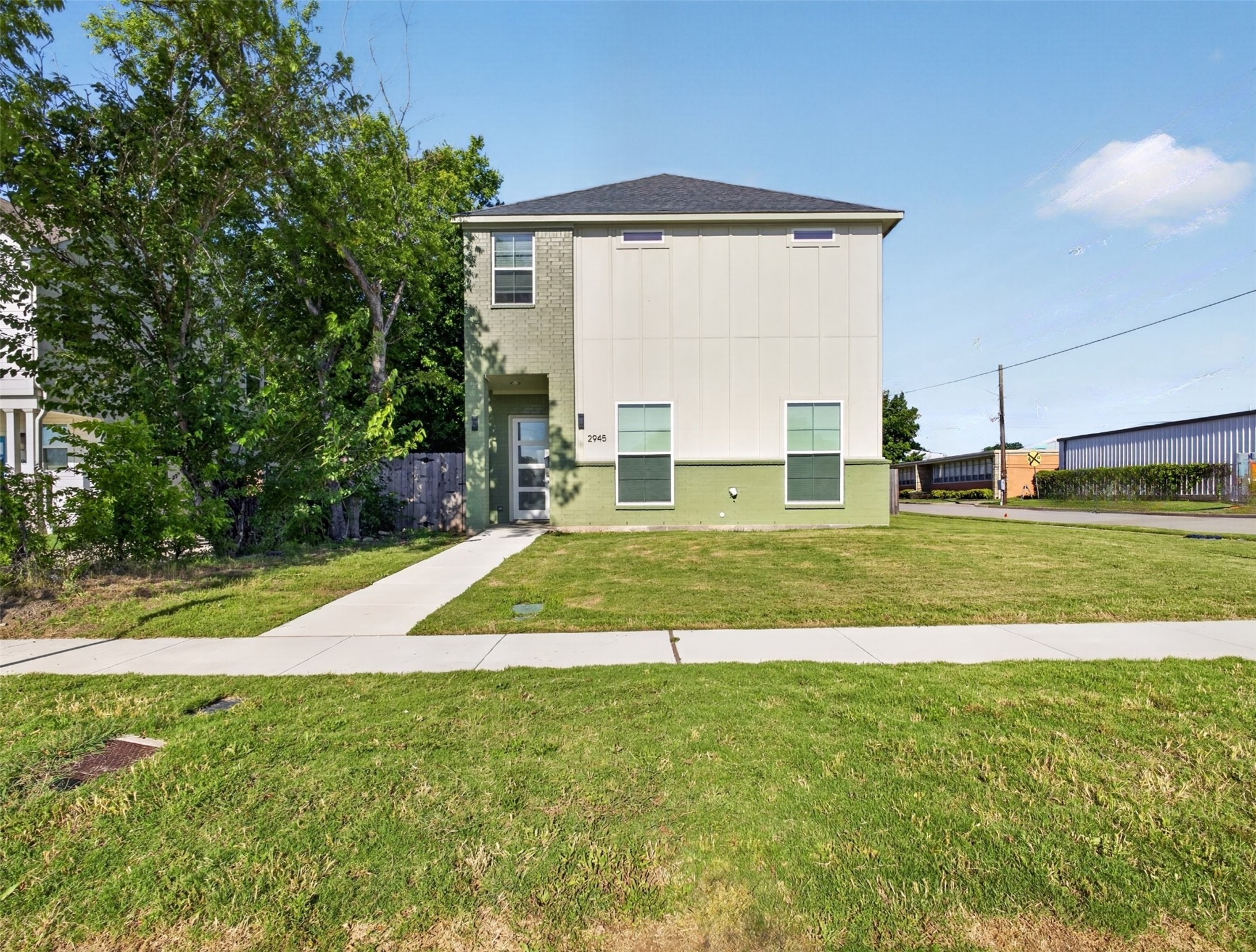 2945 Gordon Avenue Fort Worth TX 76110