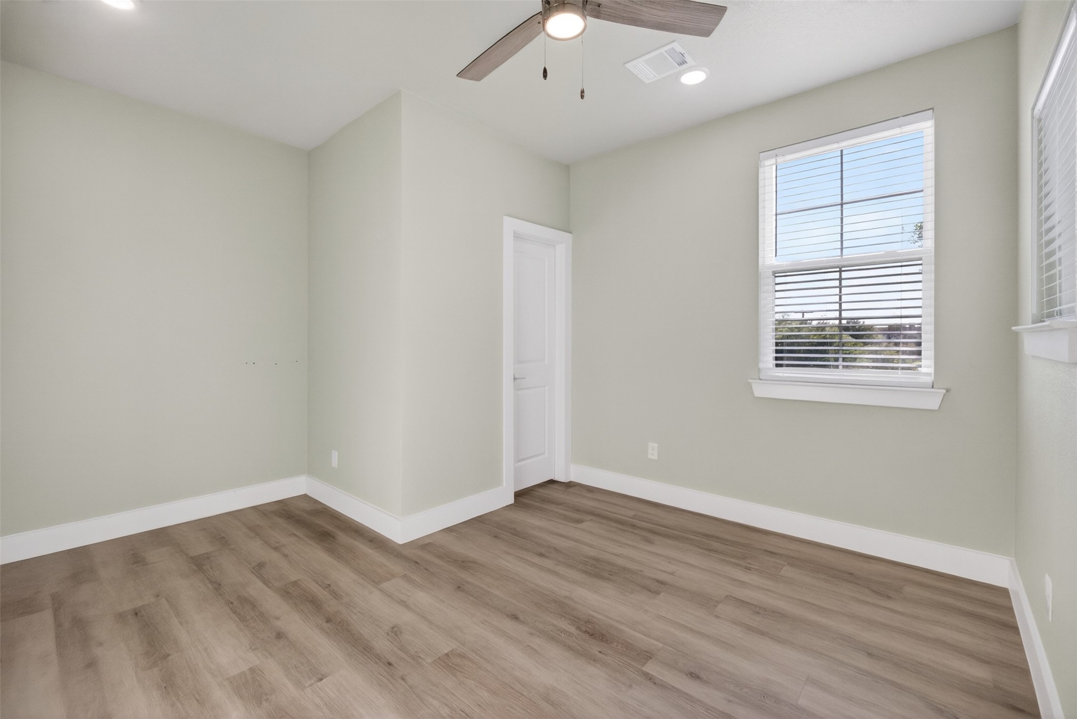2945 Gordon Avenue Fort Worth TX 76110