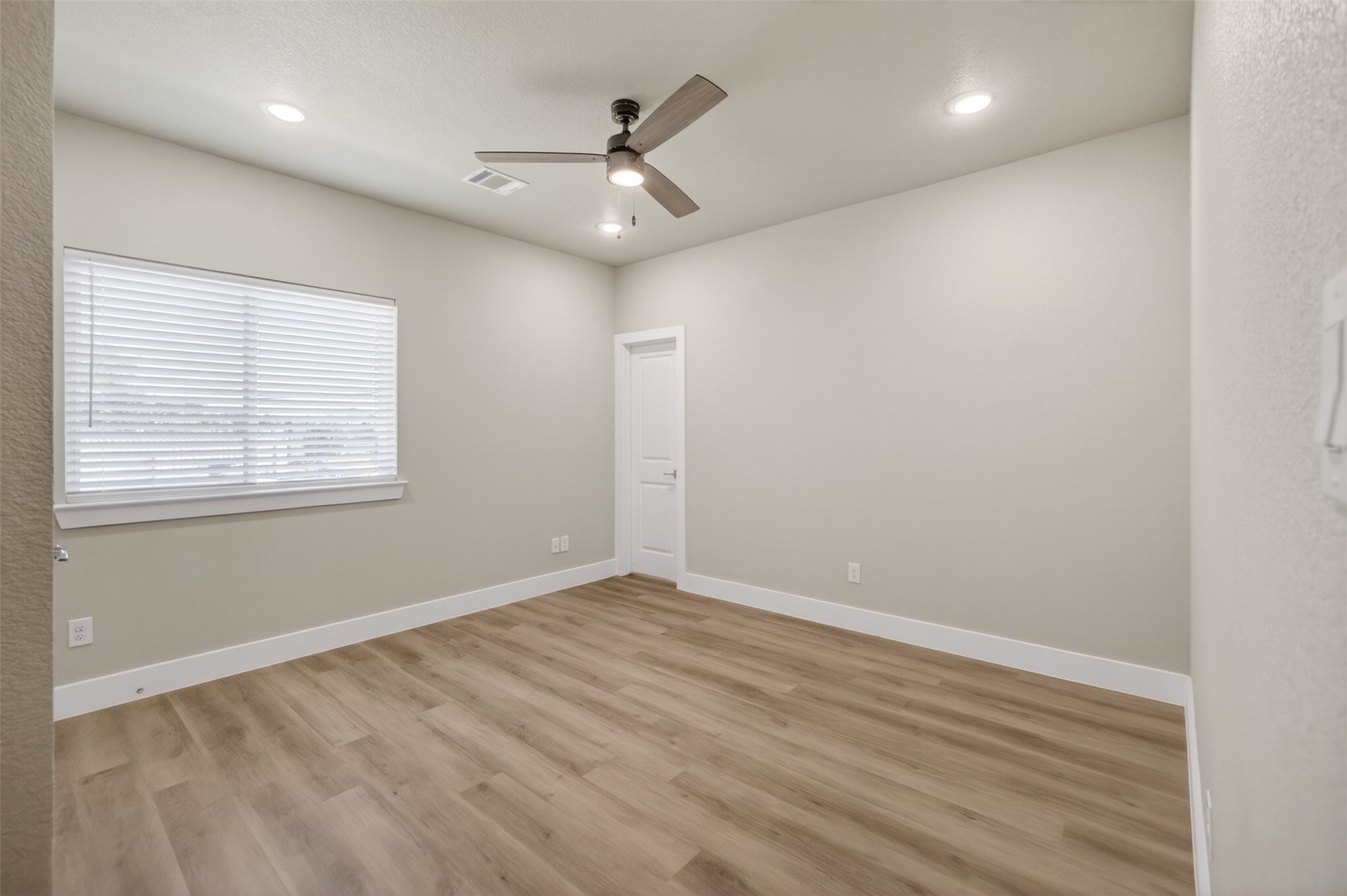 2945 Gordon Avenue Fort Worth TX 76110