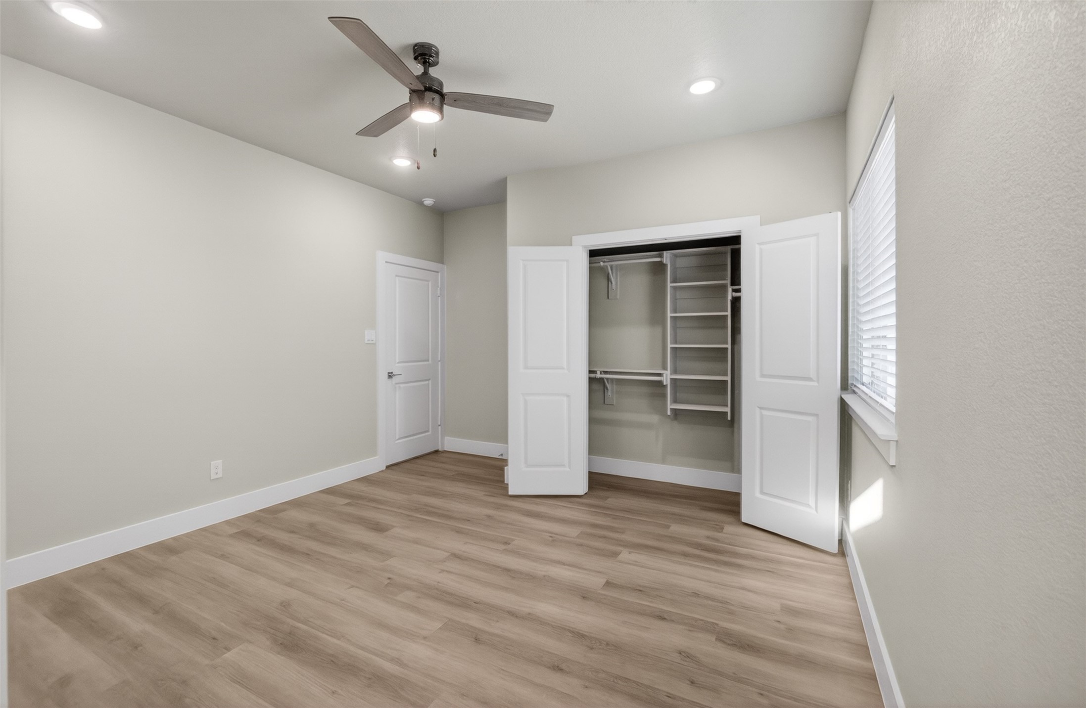 2945 Gordon Avenue Fort Worth TX 76110