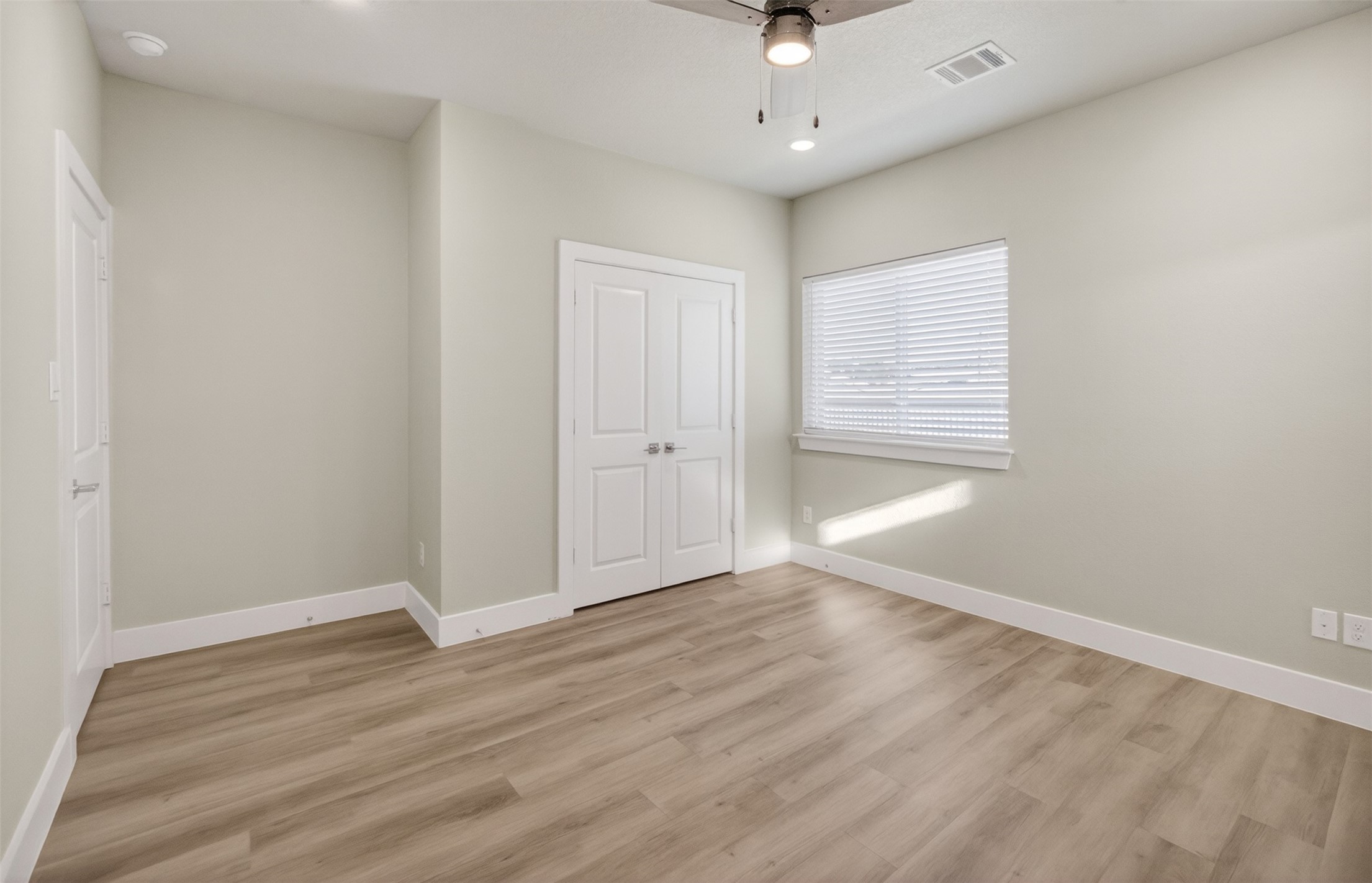 2945 Gordon Avenue Fort Worth TX 76110