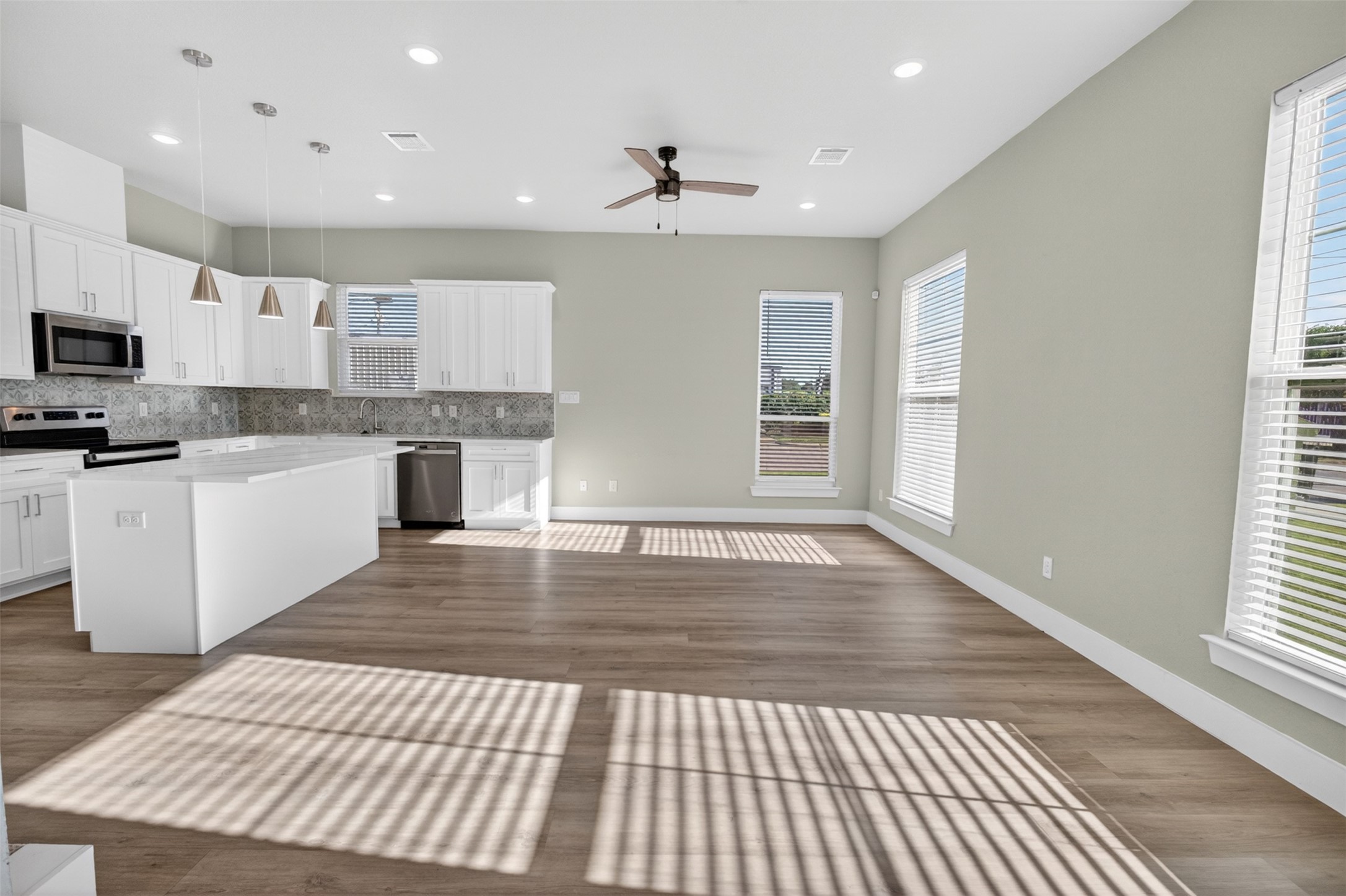 2945 Gordon Avenue Fort Worth TX 76110